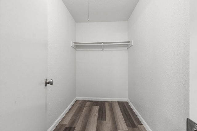 781 Country Place Drive 2083, Houston, TX 77079