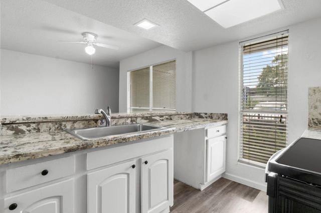 781 Country Place Drive 2083, Houston, TX 77079