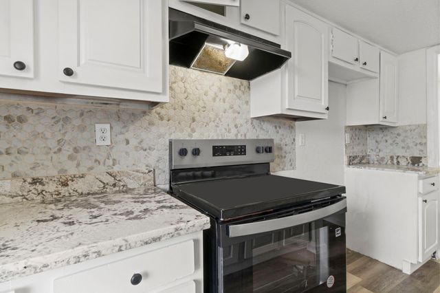 781 Country Place Drive 2083, Houston, TX 77079