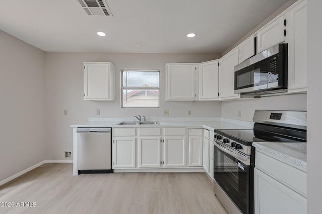 6910 N 78TH Avenue, Glendale, AZ 85303
