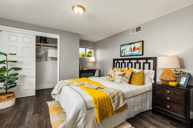 3027 Saddle View Ct, Auburn, CA 95602
