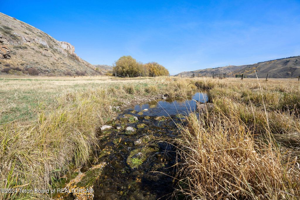 955 RED TAIL BUTTE Road, Jackson, WY 83001 photo 14