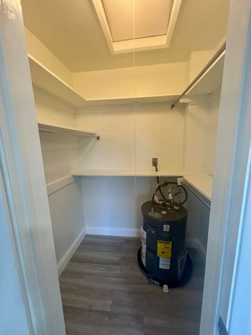 1401 NE 57TH Place 8, Fort Lauderdale, FL 33334