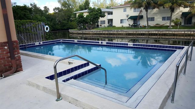 1401 NE 57TH Place 8, Fort Lauderdale, FL 33334