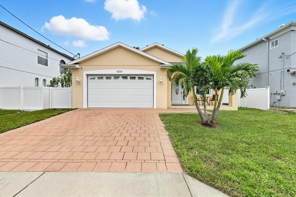 4208 N HOWARD AVENUE, Tampa, FL 33607