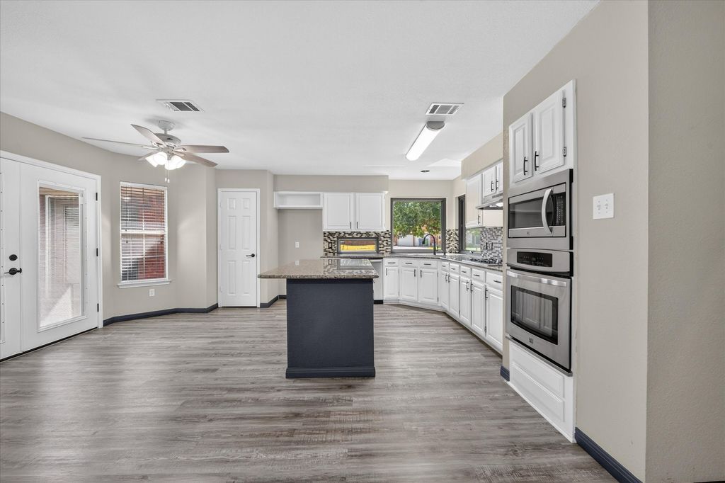 2417 Covington Drive, Flower Mound, TX 75028 — photo 5