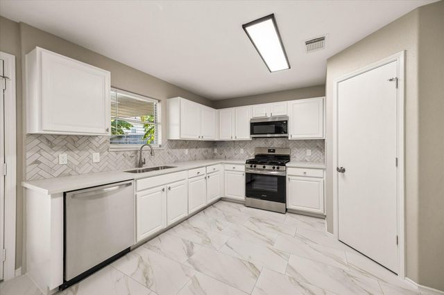 3630 Rowlock Vine Drive, Houston, TX 77084