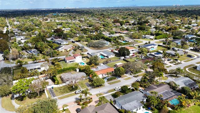 9131 SW 178th Ter, Palmetto Bay, FL 33157