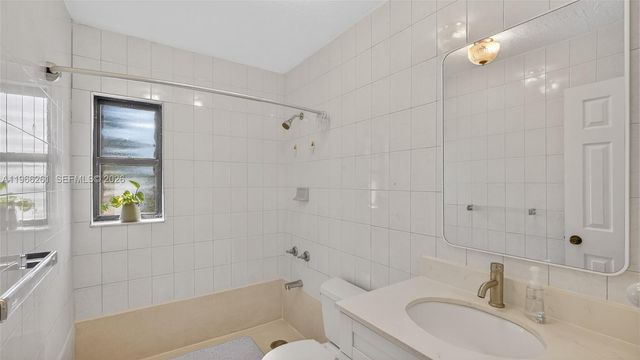 9131 SW 178th Ter, Palmetto Bay, FL 33157