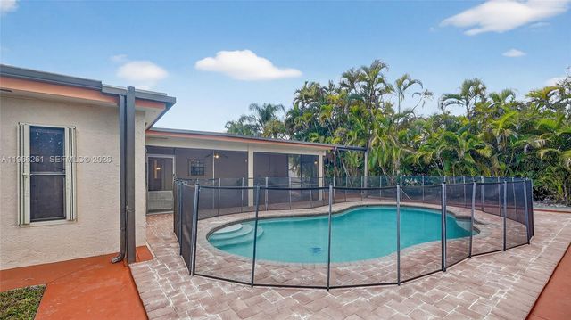 9131 SW 178th Ter, Palmetto Bay, FL 33157