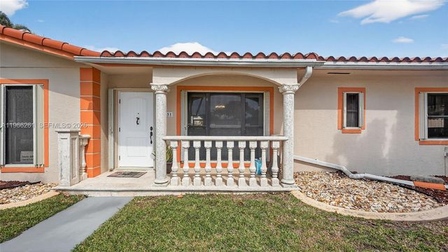 9131 SW 178th Ter, Palmetto Bay, FL 33157