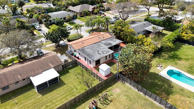 9131 SW 178th Ter, Palmetto Bay, FL 33157