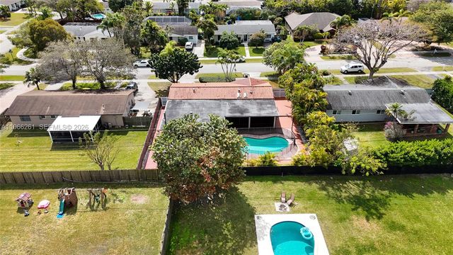 9131 SW 178th Ter, Palmetto Bay, FL 33157