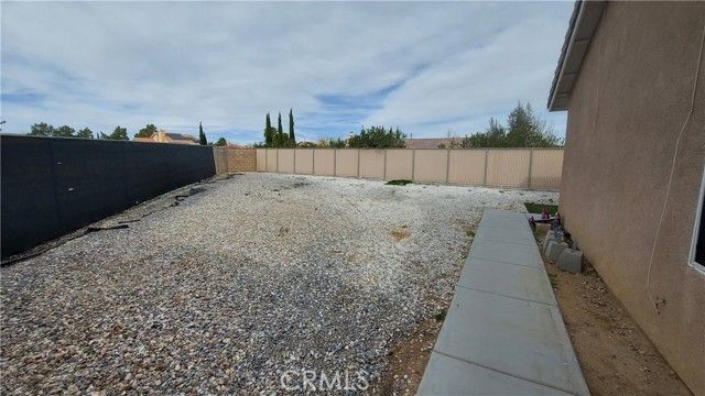 16124 Holly Ridge Court, Victorville, CA 92395