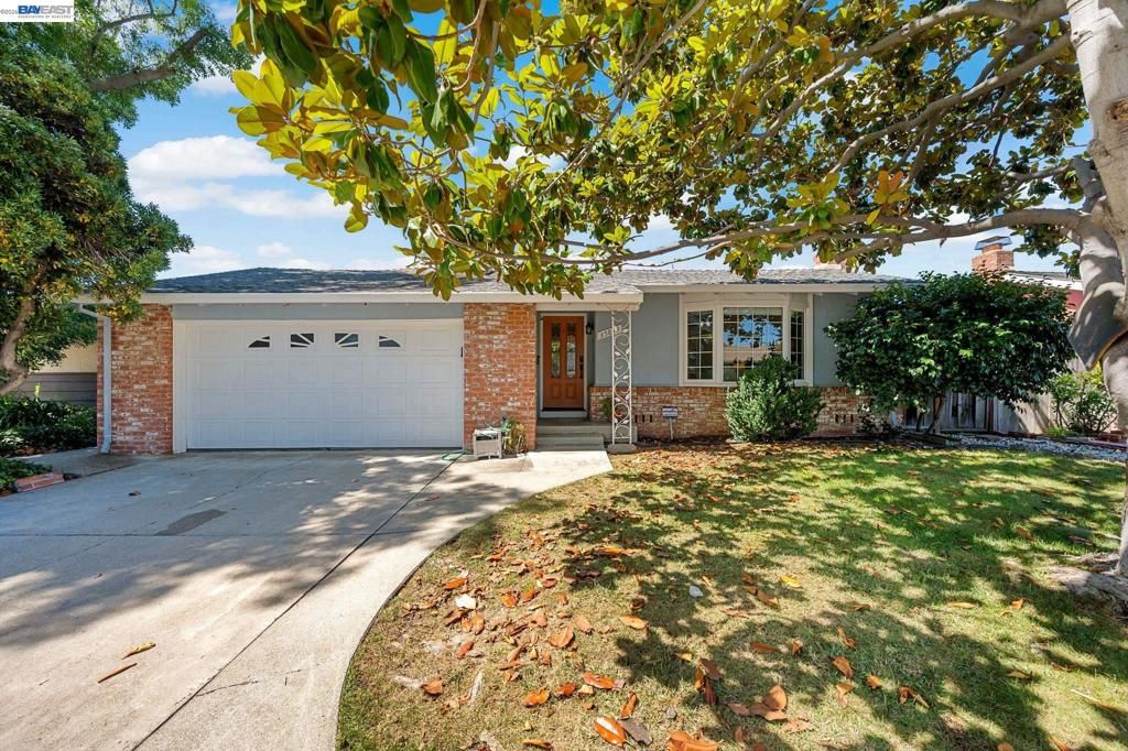 Image 1 of property listing at 35843 Salvador Ct, Fremont, CA 94536