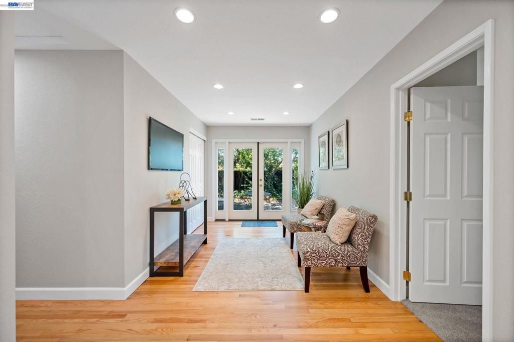 Image 16 of property listing at 35843 Salvador Ct, Fremont, CA 94536