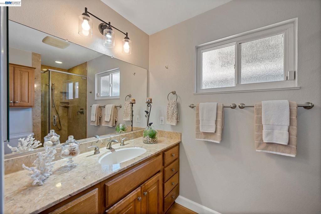 Image 20 of property listing at 35843 Salvador Ct, Fremont, CA 94536