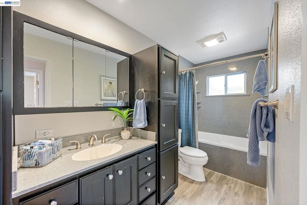 Image 25 of property listing at 35843 Salvador Ct, Fremont, CA 94536