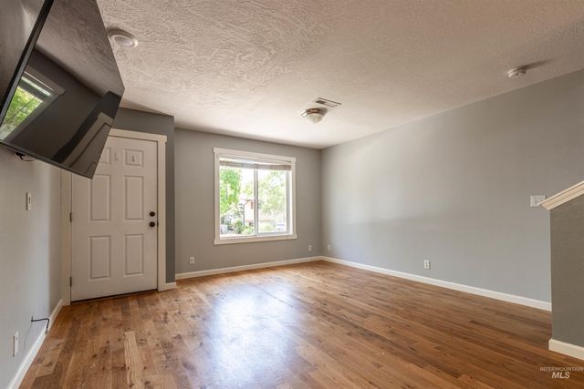 2701 S Gourley, Boise, ID 83705