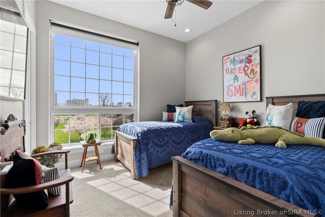 238 Mulberry Street, Jeffersonville, IN 47130