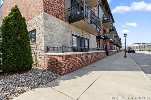 238 Mulberry Street, Jeffersonville, IN 47130