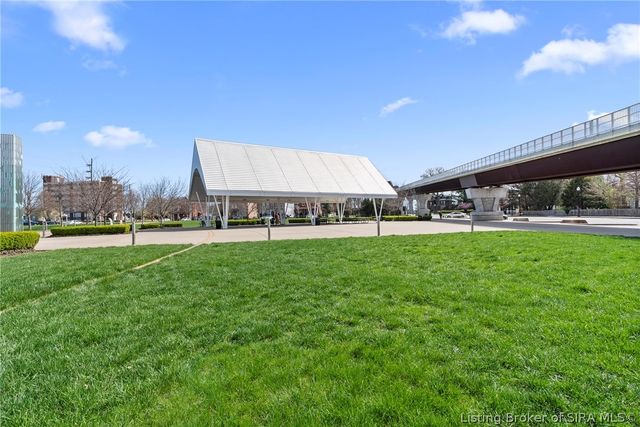 238 Mulberry Street, Jeffersonville, IN 47130