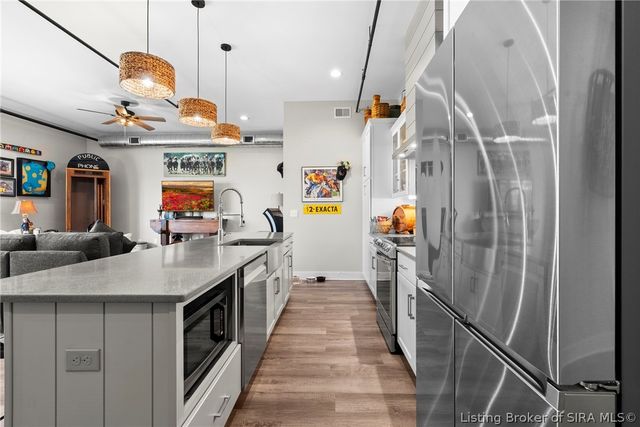 238 Mulberry Street, Jeffersonville, IN 47130