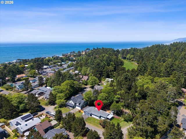 55 ALDERWOOD St, Gleneden Beach, OR 97388