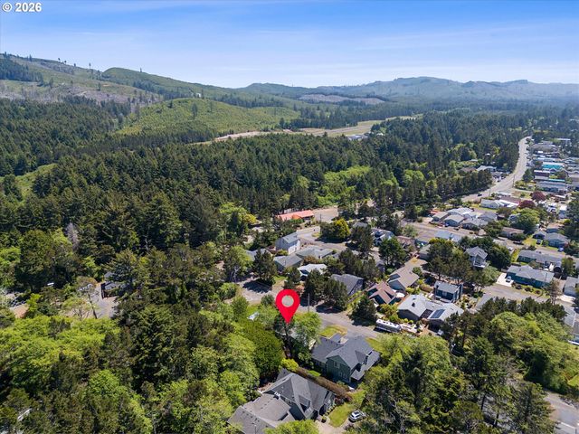 55 ALDERWOOD St, Gleneden Beach, OR 97388