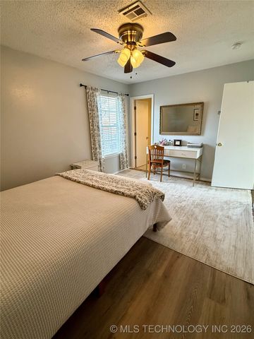 1929 Lexington Road, Claremore, OK 74017