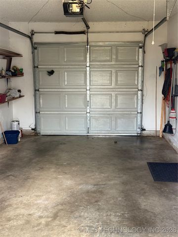 1929 Lexington Road, Claremore, OK 74017