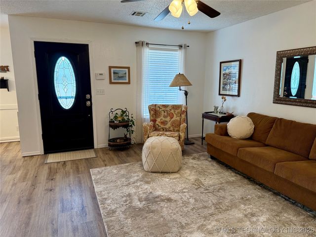 1929 Lexington Road, Claremore, OK 74017