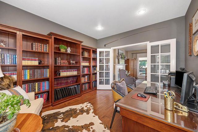 258 American River Canyon Dr, Folsom, CA 95630