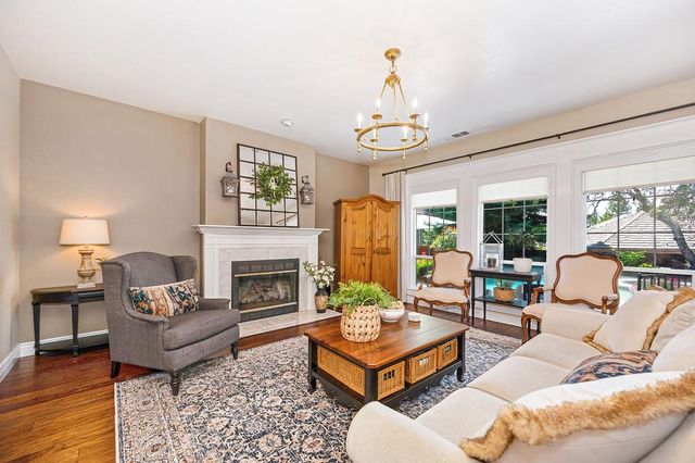 258 American River Canyon Dr, Folsom, CA 95630
