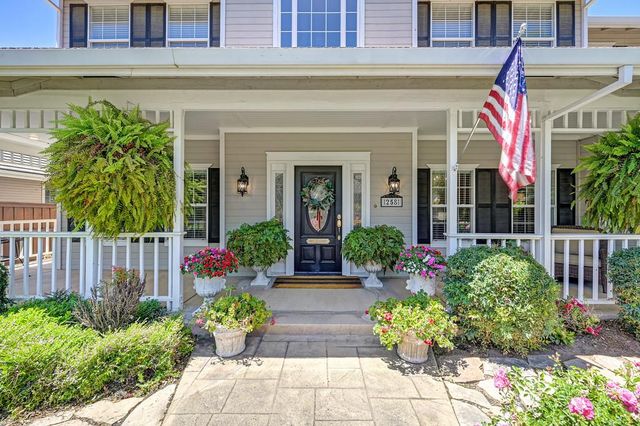 258 American River Canyon Dr, Folsom, CA 95630