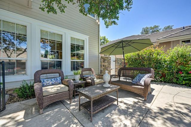 258 American River Canyon Dr, Folsom, CA 95630