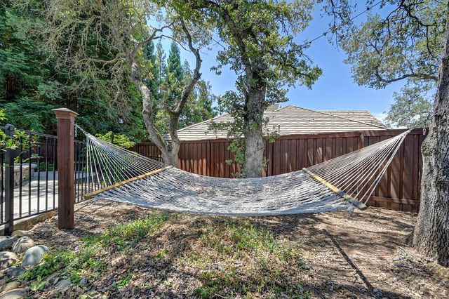 258 American River Canyon Dr, Folsom, CA 95630