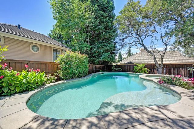 258 American River Canyon Dr, Folsom, CA 95630