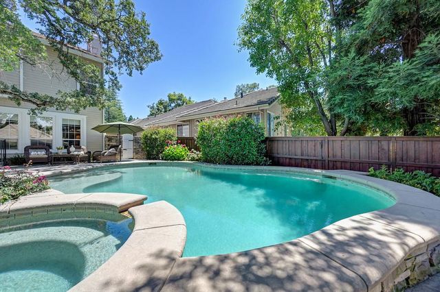 258 American River Canyon Dr, Folsom, CA 95630