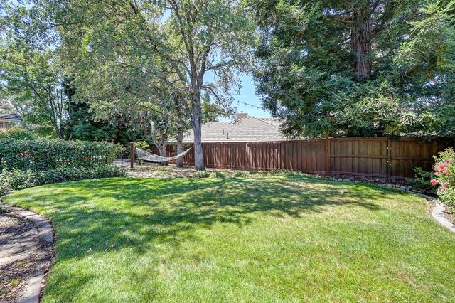 258 American River Canyon Dr, Folsom, CA 95630