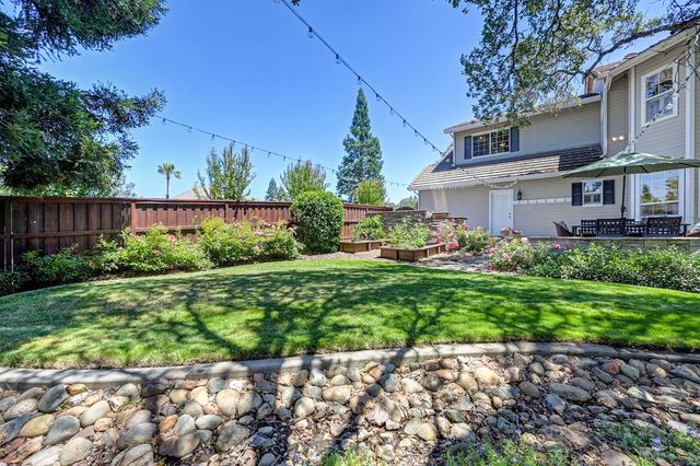 258 American River Canyon Dr, Folsom, CA 95630