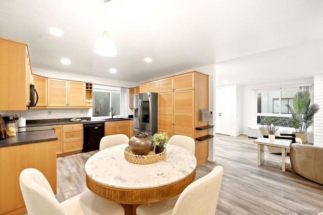 10715 Caminito Cascara, San Diego, CA 92108