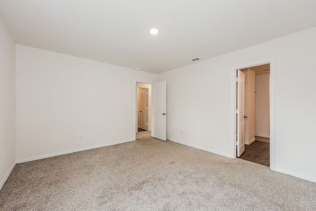 1300 N Brazos Avenue, Cleburne, TX 76031