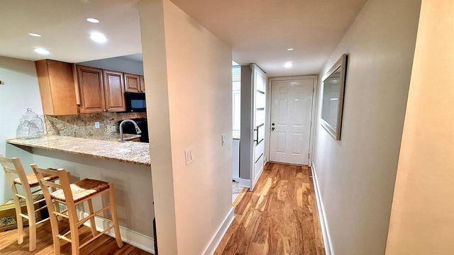 1719 Whitehall Drive 103, Davie, FL 33324