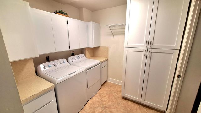1719 Whitehall Drive 103, Davie, FL 33324