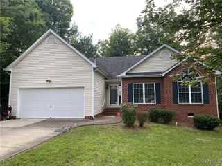 2007 Chartwood Ln, Sandston, VA 23150