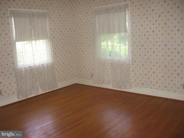 349 TOWN RUN LN, Stephens City, VA 22655