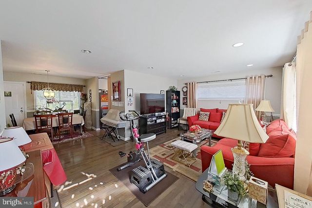 3701 CORONADO RD, Baltimore, MD 21244