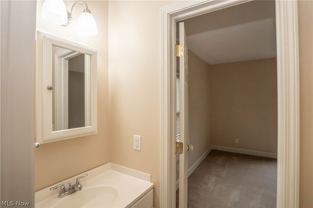 104 12th Street NW, Massillon, OH 44647