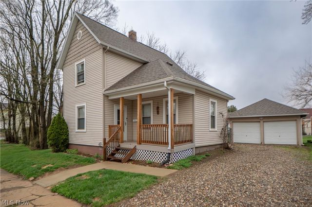 104 12th Street NW, Massillon, OH 44647